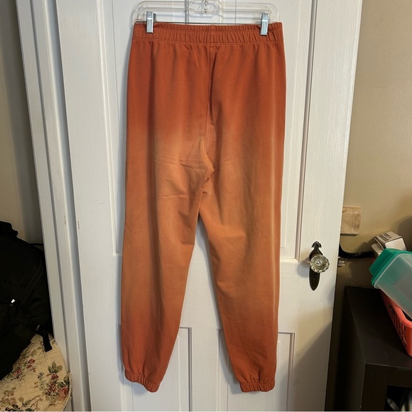 Stori by Katy Hearn Backstory Sweatpants in Sunfade Sandstone Orange 6 - Picture 3 of 6